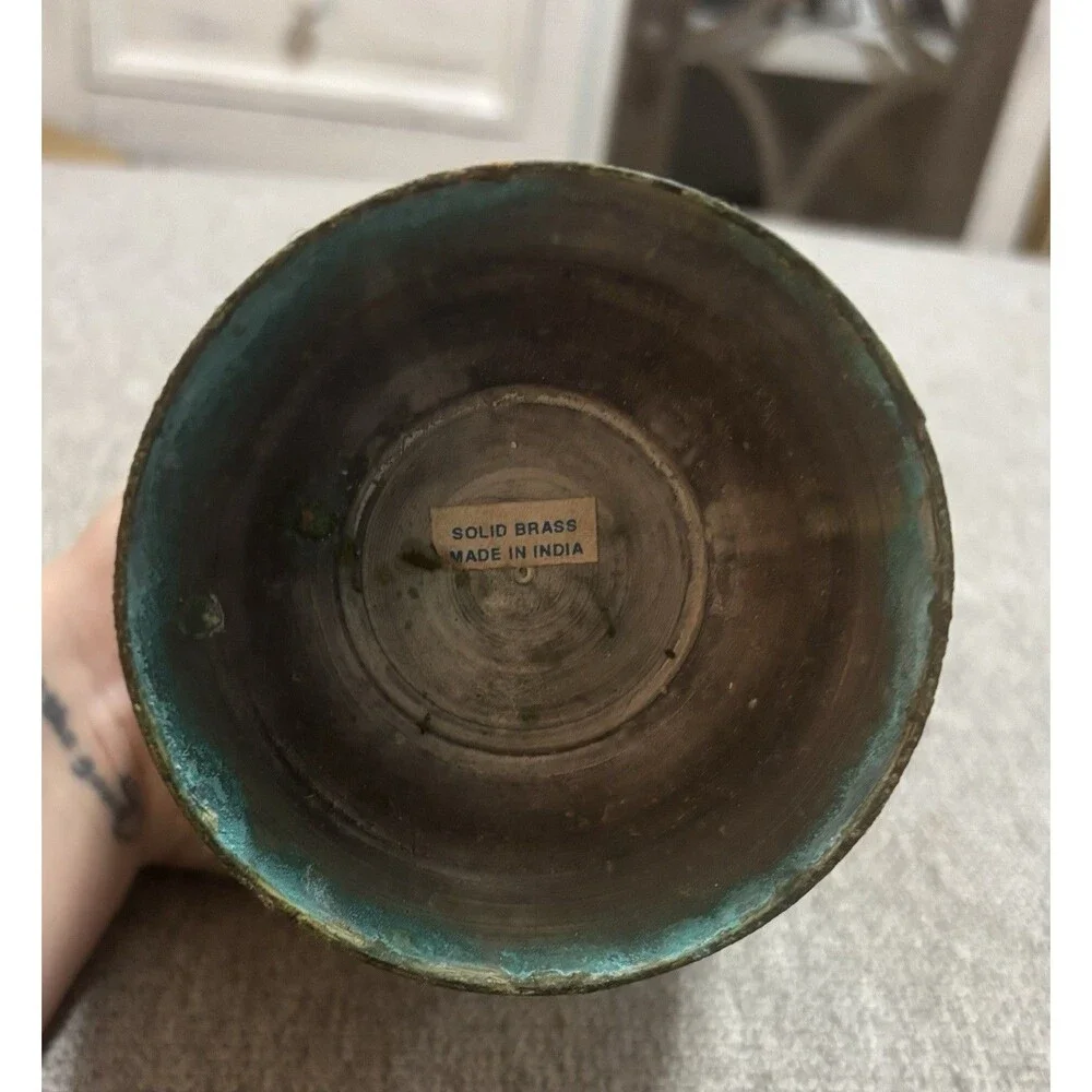 Unbranded vintage solid
